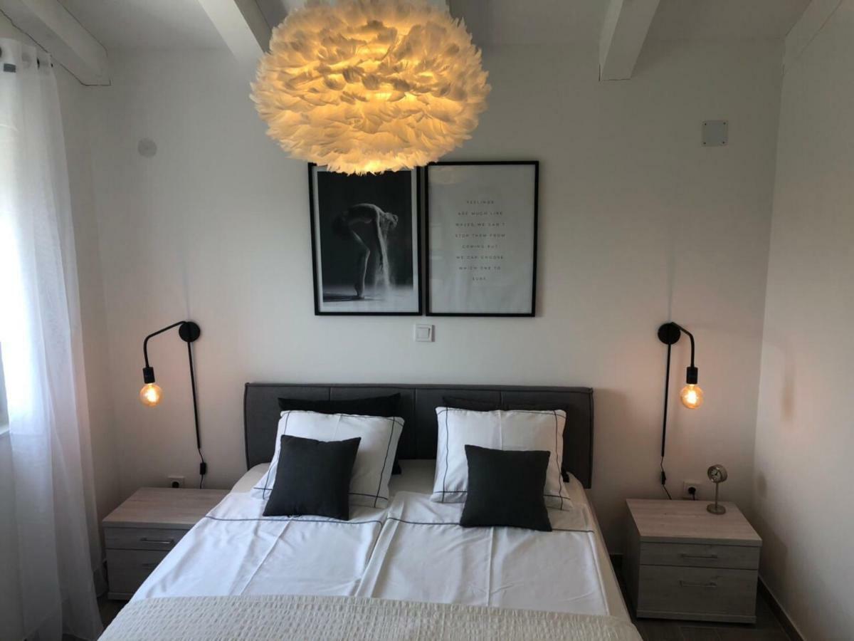 Ellavis Apartments 외부 사진